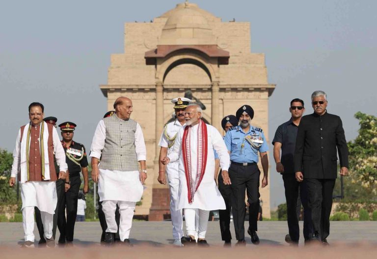 Focus Odisha! Narendra Modi Flaunts ‘Sambalpuri Bandha’ Uttariya Ahead Of Swearing-In Ceremony