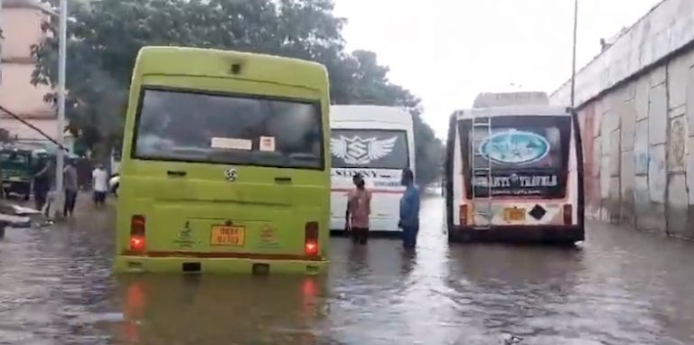 Heavy Rain Leaves Bhubaneswar Waterlogged; Orange Alert Continues Till 6PM