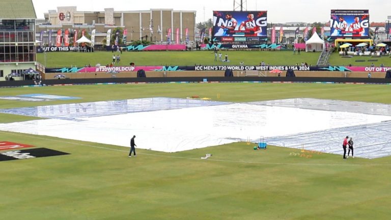 Rain stops play in India-england semis
