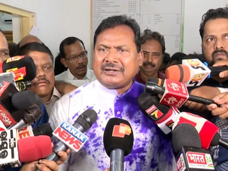 Ink Attack On Odisha Congress President Sarat Pattnayak Ahead Of NEET Paper Leak Protest