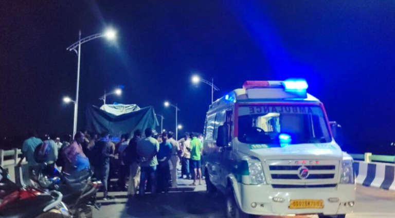 2 Killed, Another Critical As Bike Hits Truck Parked On Bridge In Odisha’s Cuttack