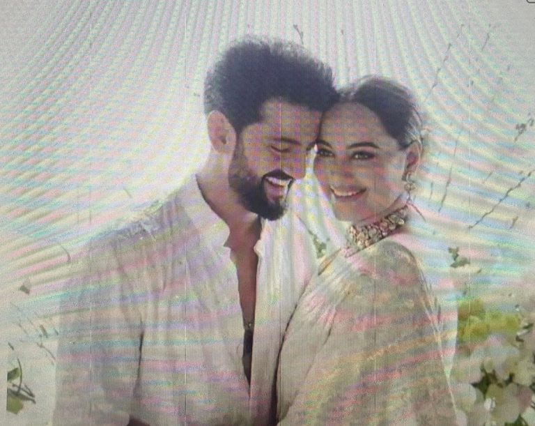 Sonakshi Sinha & Zaheer Iqbal Get Married In Mumbai