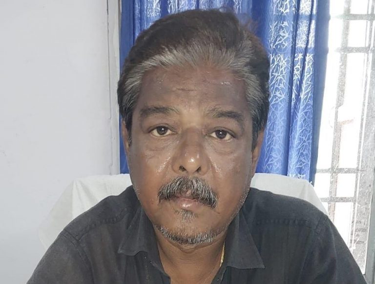 Section Officer Of Odisha’s Pattamundai Tehsildar Office Caught Red-Handed Accepting Bribe