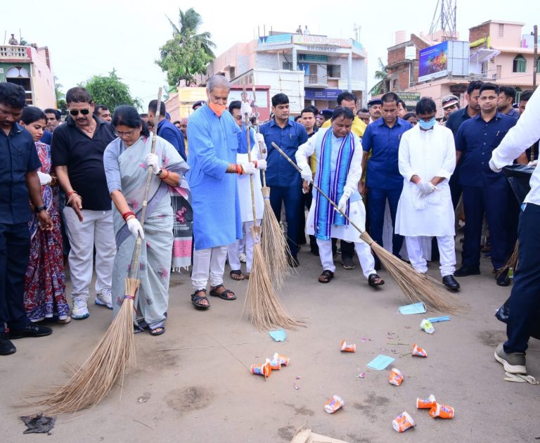Odisha CM Leads Cleanliness Drive In Puri Ahead Of Lord Jagannath’s Rath Yatra