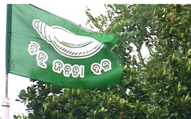 Rift Growing In BJD Amid ‘Blame Game’ Over Waqf Bill Vote, Naveen Patnaik Issues Gag Order