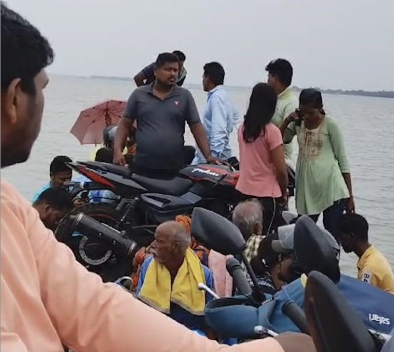 People Aboard Boat Stuck In Odisha’s Chilika Lake Reach Satapada Safely: SRC