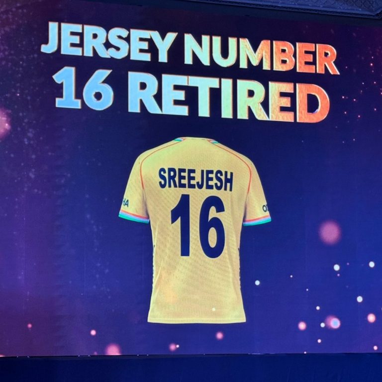 HI retires No 16 jersey