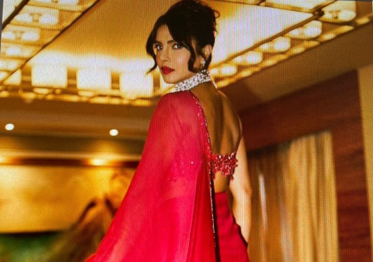 Did Priyanka Chopra Just Drop A Hint About Coming Back To Bollywood?