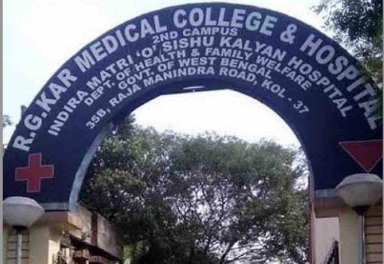 Kolkata Doc’s Rape-Murder: Junior Doctors Call ‘Mass Convention’ On Oct 26 To Decide Next Course Of Action