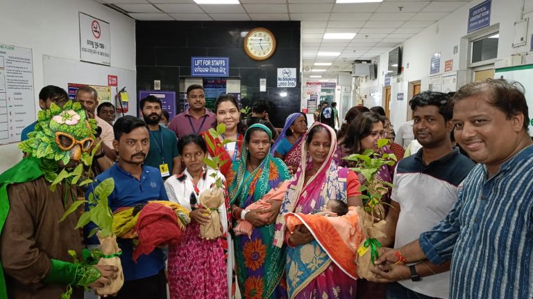 Campaign To Foster Sibling Bond Between Newborn & Tree Begins In Bhubaneswar