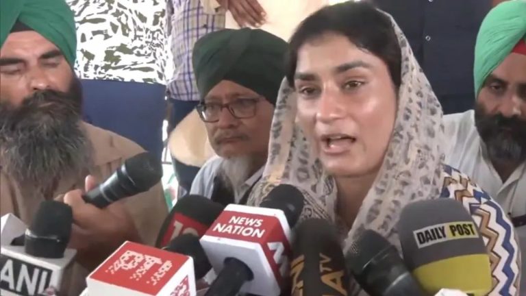 Vinesh Phogat Joins Farmers’ Protest At Shambhu Border