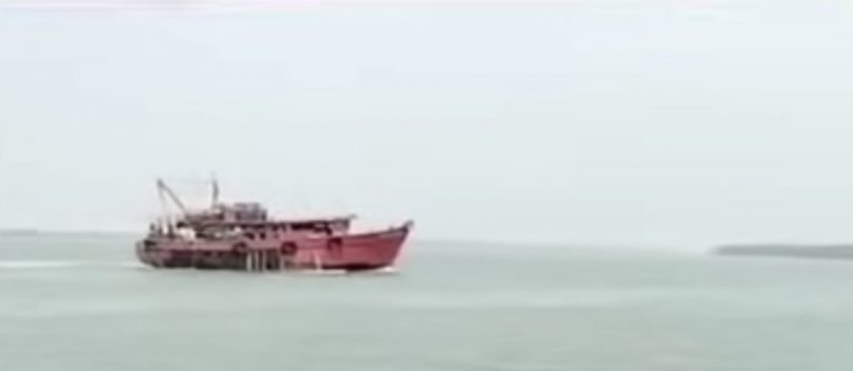 14 Fishermen In 2 Boats Stranded Mid-Sea In Odisha’s Paradip