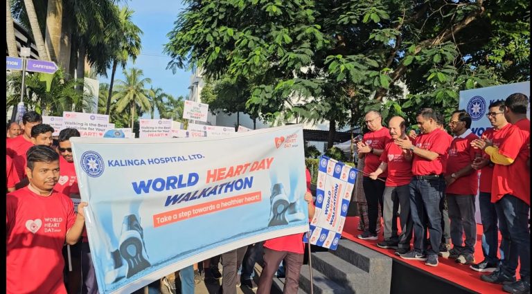 Kalinga Hospital Organises Walkathon In Bhubaneswar On World Heart Day