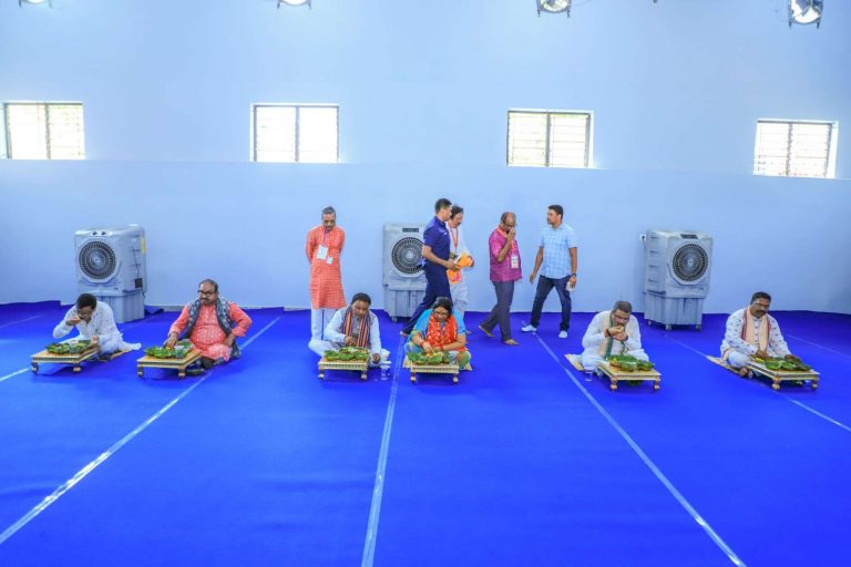 CM Mohan Majhi, Union Minister Dharmendra Pradhan Celebrate Nuakhai With ‘Nabanna’ At Sambalpur