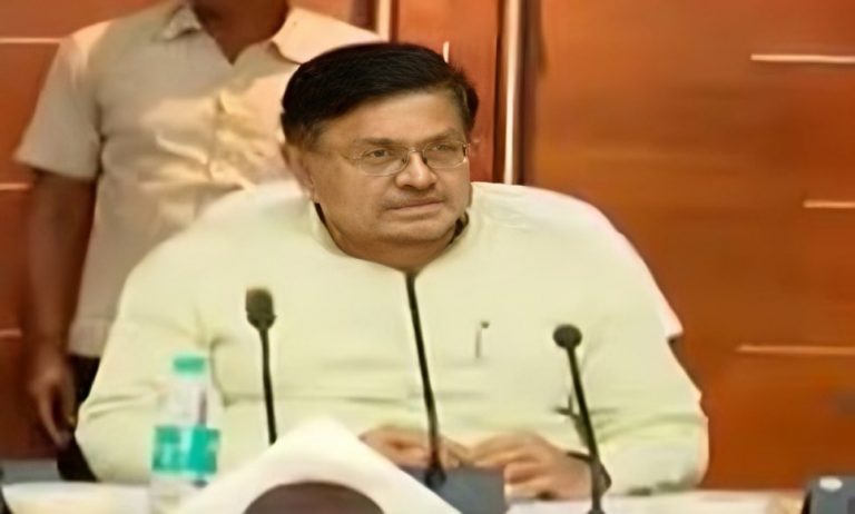 Odisha: H&UD Minister Directs Authorities To Complete Road Repair Work Before Oct 5