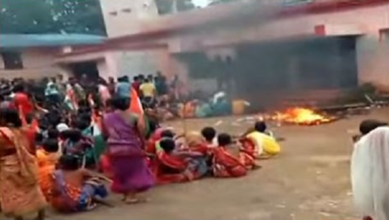 Irate Tribals Lay Siege To Police Station In Odisha’s Rayagada