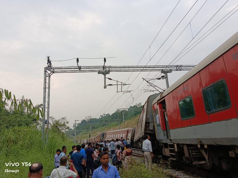 Agartala-Lokmanya Tilak Express derailment