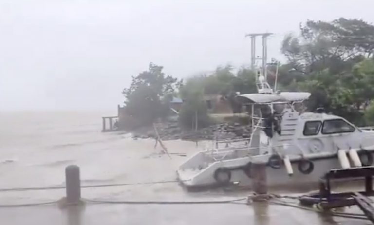 Very Heavy Rain, Gale@90Kmph & Storm Surge May Continue In Odisha Post Cyclone Dana Landfall