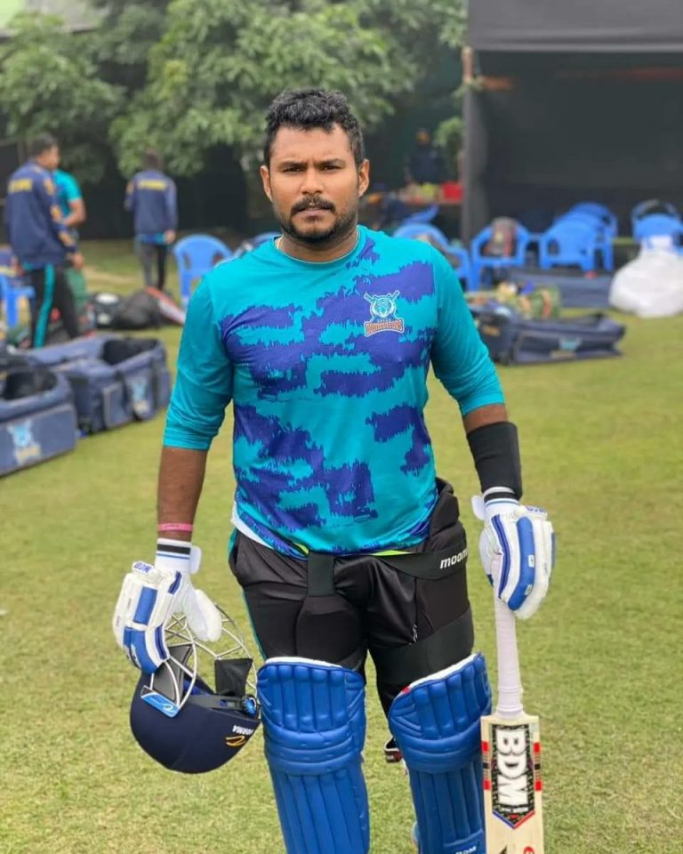 Dilshan munaweera