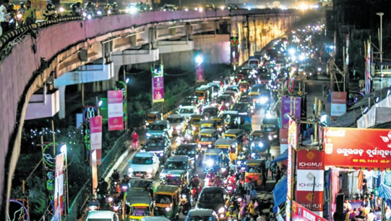 Police Launch Operation ‘Tribhuj’ To Manage Traffic, Crowd During Durga Puja In Bhubaneswar