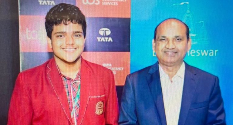 TCS InQuizitive Bhubaneswar Edition: DAV Public School, Unit VIII & St. Paul’s School, Rourkela Students Win