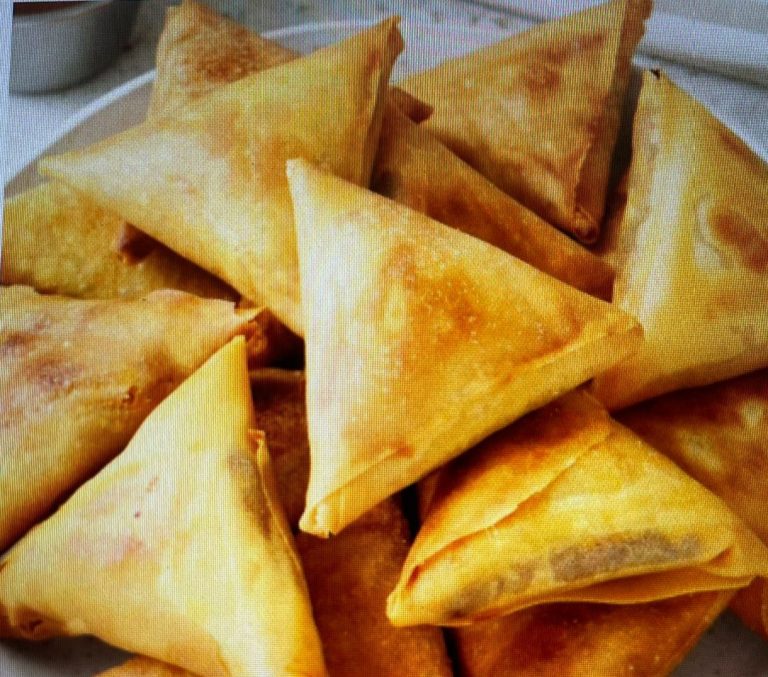 CID To Investigate Case Of ‘Missing Samosas’ Meant For Himachal CM? Where Did They Vanish?
