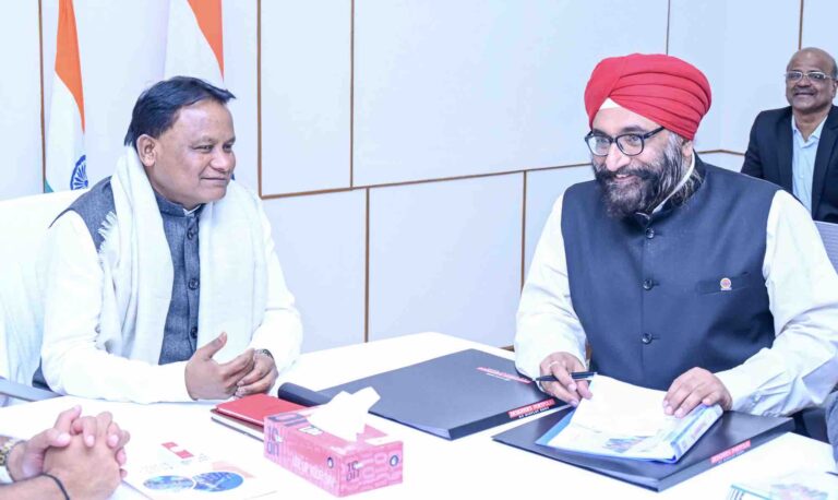 MoU For Naphtha Project With IOCL & Ground Breaking Of Yarn Project In Jan During Utkarsh Odisha