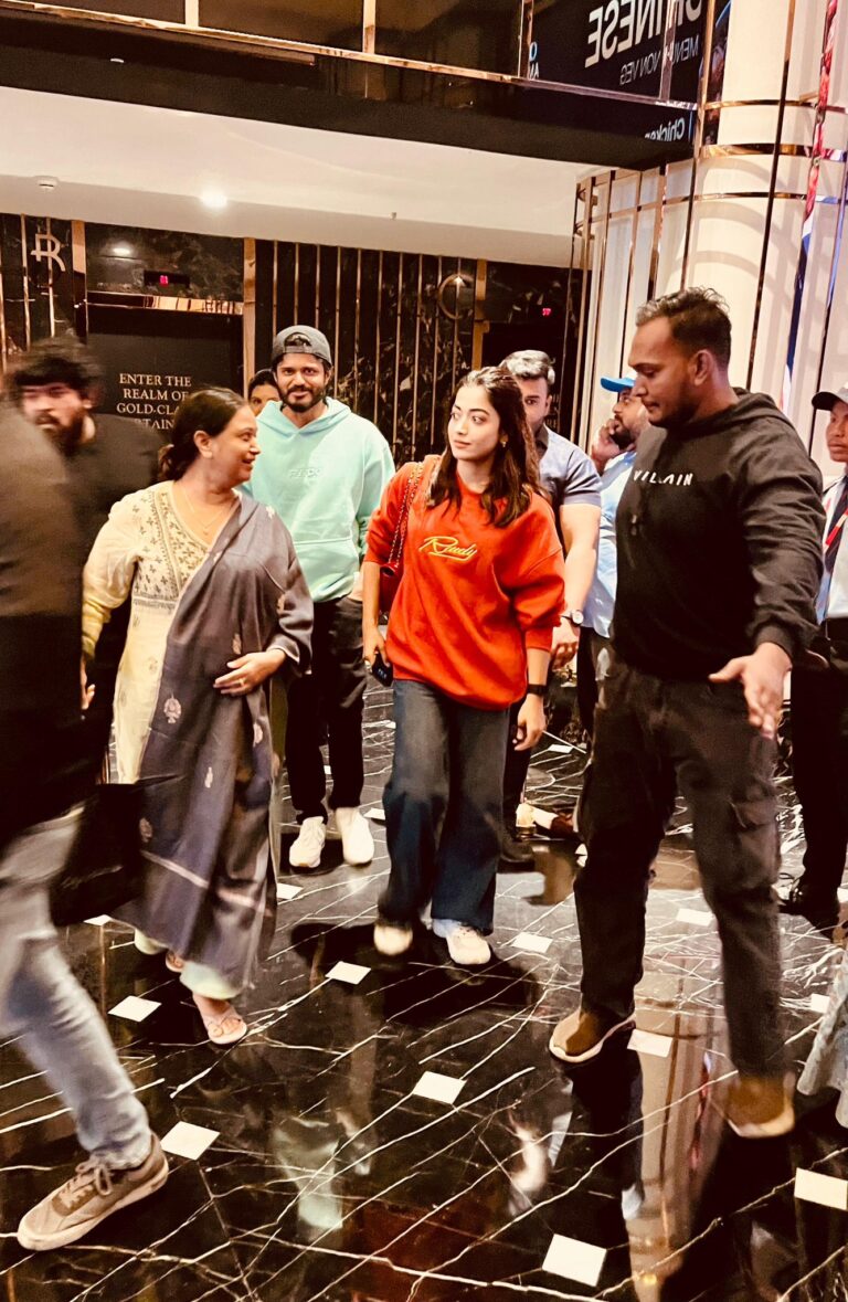 Rashmika Mandanna Watches Her Film ‘Pushpa 2: The Rule’ With Rumoured Beau Vijay Deverakonda’s Family