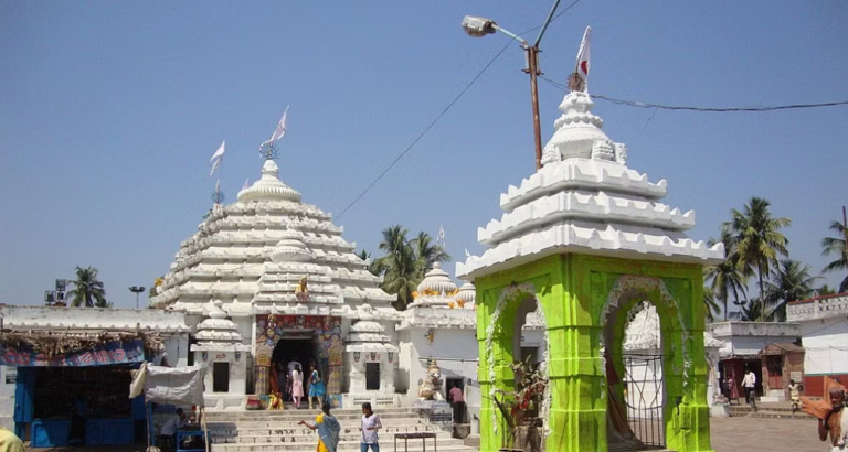 Admn Directed To Launch Cleanliness Drive At Baladevjew Temple In Odisha’s Kendrapada