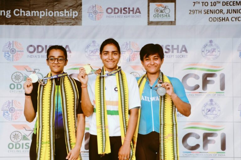 Swasti singh another gold