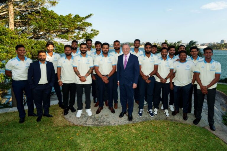 Australia PM Antony Albanese with Indian team