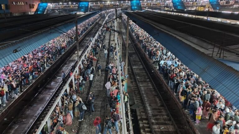After New Delhi Stampede, Govt Takes AI Route To Tackle Crowd At 60 High-Traffic Railway Stations