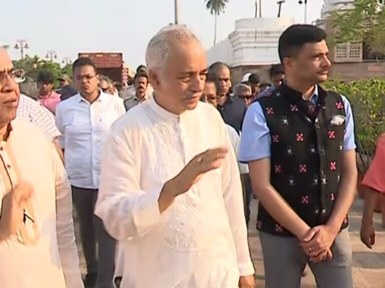 Puri Gajapati Proposes ‘Annakshetra’ To Ease Congestion At Jagannath Temple Anand Bazaar