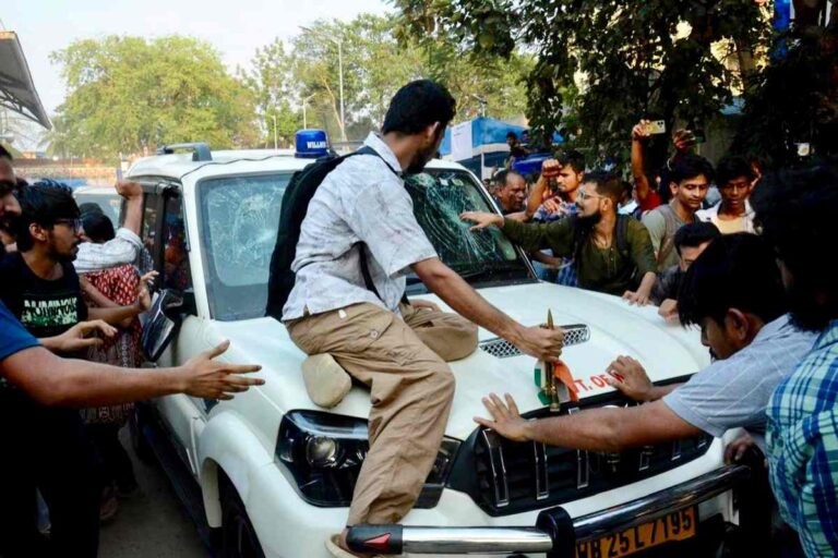 Violence At Campuses in West Bengal As Leftist Students’ Organisations Go In For Strike