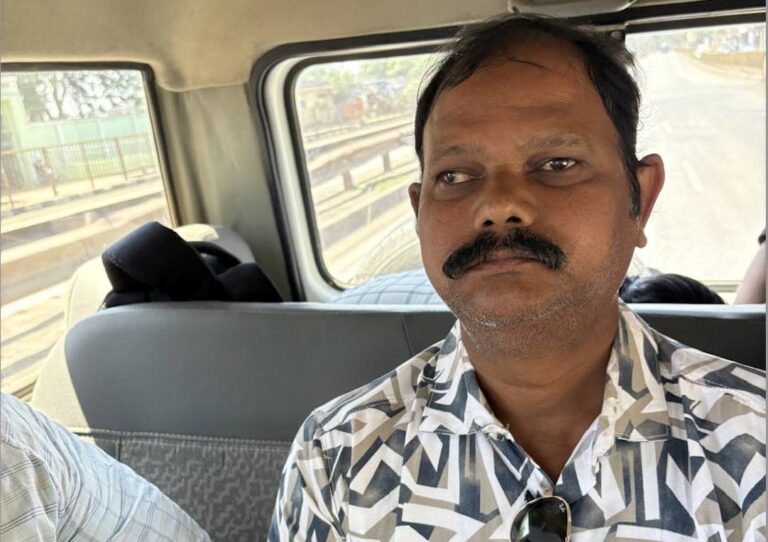 Odisha Vigilance Apprehends Amin Of Kutra Tehsil While Taking Bribe