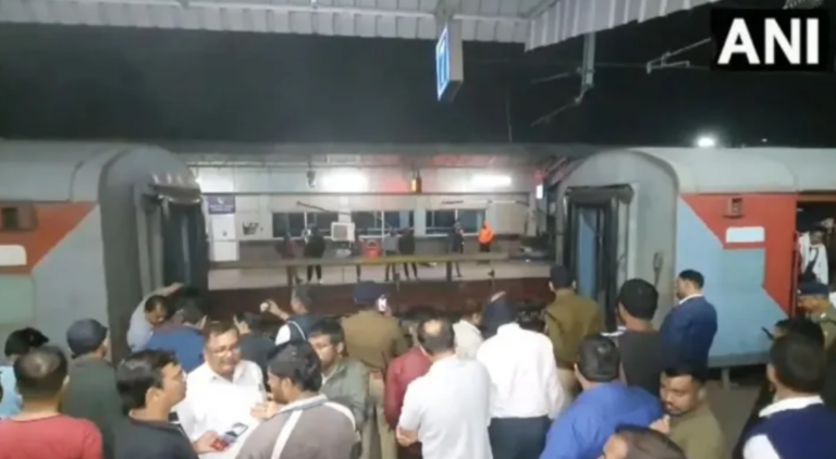 Odisha-Bound Nandan Kanan Express Train Splits Into 2 As Coupling Fails In UP