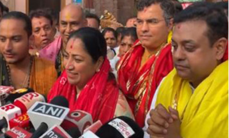 Delhi CM Rekha Gupta Offers Prayers At Puri Jagannath Temple