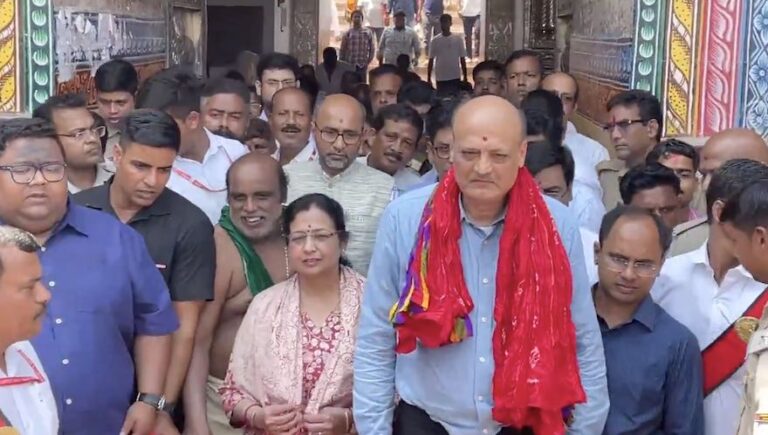 Chief Justice-Designate Harish Tandon Visits Puri Jagannath Temple Ahead Of Swearing-In Ceremony