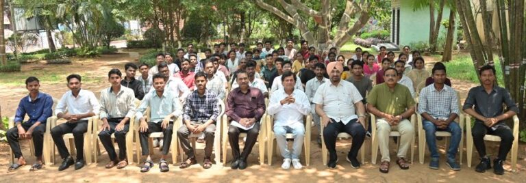 100 KISS students get placements