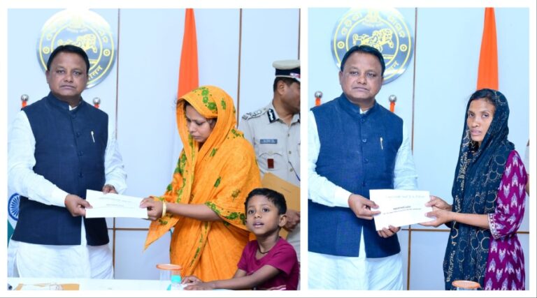 Odisha CM Hands Over Appointment Letters, Rs 10L Cheques To Wives Of Police Personnel Killed In Accident