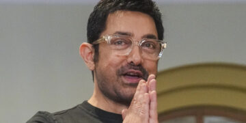 Mumbai: Bollywood actor Aamir Khan during his pre-birthday celebration, in Mumbai, Thursday, March 13, 2025. (PTI Photo/Shashank Parade)(PTI03_13_2025_000172A)