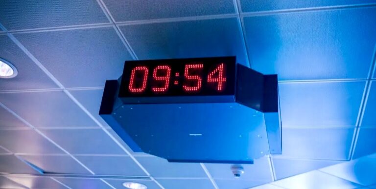 Indian Railways Launches Digital Clock Competition