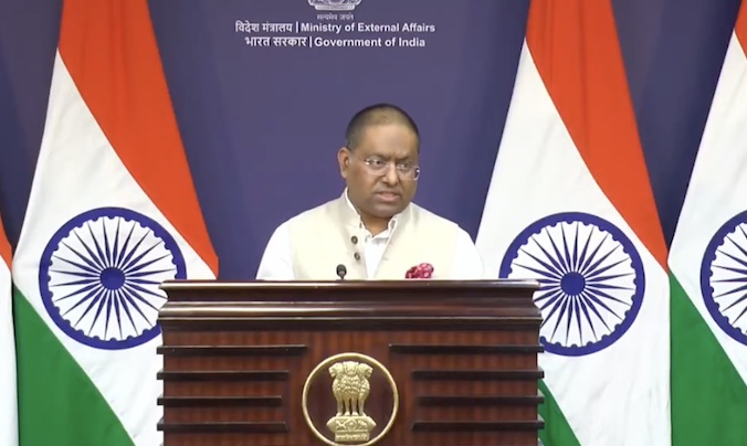 ‘Parasth Ho Jao, Per Dhol Bajo’: MEA Says No Hyphenation Between India & Pakistan