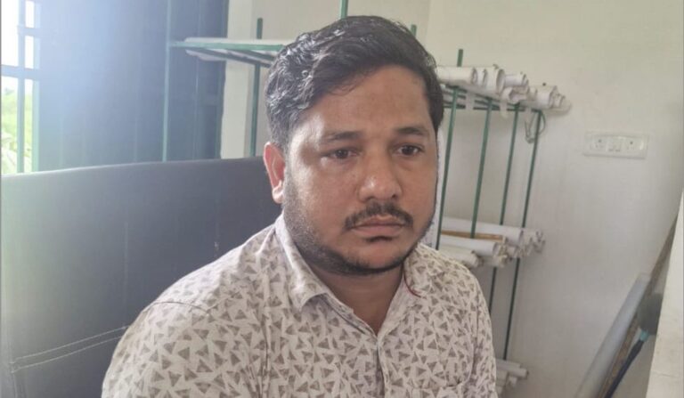 RI Caught Taking Rs 60K Bribe In Odisha’s Dhenkanal