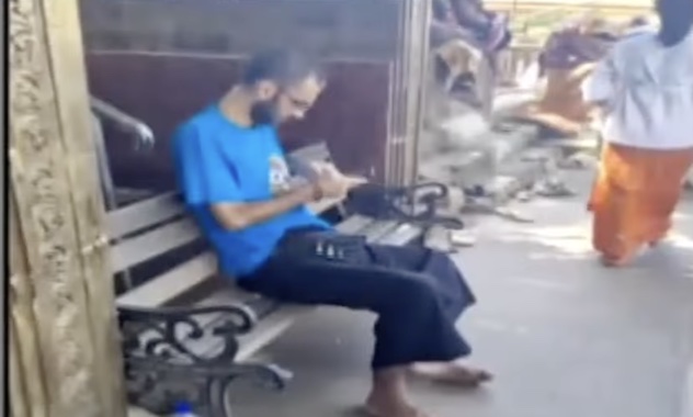 Romanian Enters Bhubaneswar’s Lingaraj Temple Off Limits To Non-Hindus