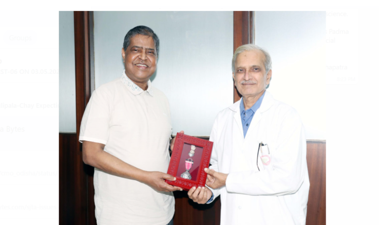 Padma Shri Awardee Ashok Mahapatra Calls On SOA Founder President
