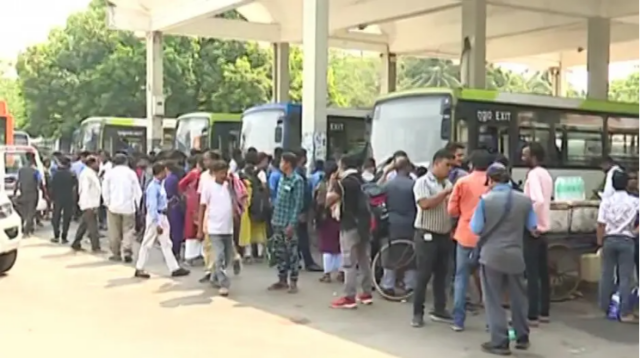 Ama Bus Employees Stage Protest Over Assault In Bhubaneswar; CRUT Files Police Complaint Against Attackers