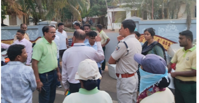 Massive Drive On To Evict Illegal Occupants From Unit-II Govt Quarters In Bhubaneswar