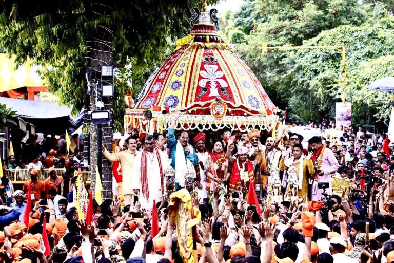New Delhi’s Hauz Khas Jagannath Temple Celebrates Rath Yatra With Grandeur