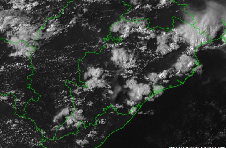 Heavy Rain, Severe Thunderstorm Lash Bhubaneswar; Orange Warning For 7 Odisha Dists